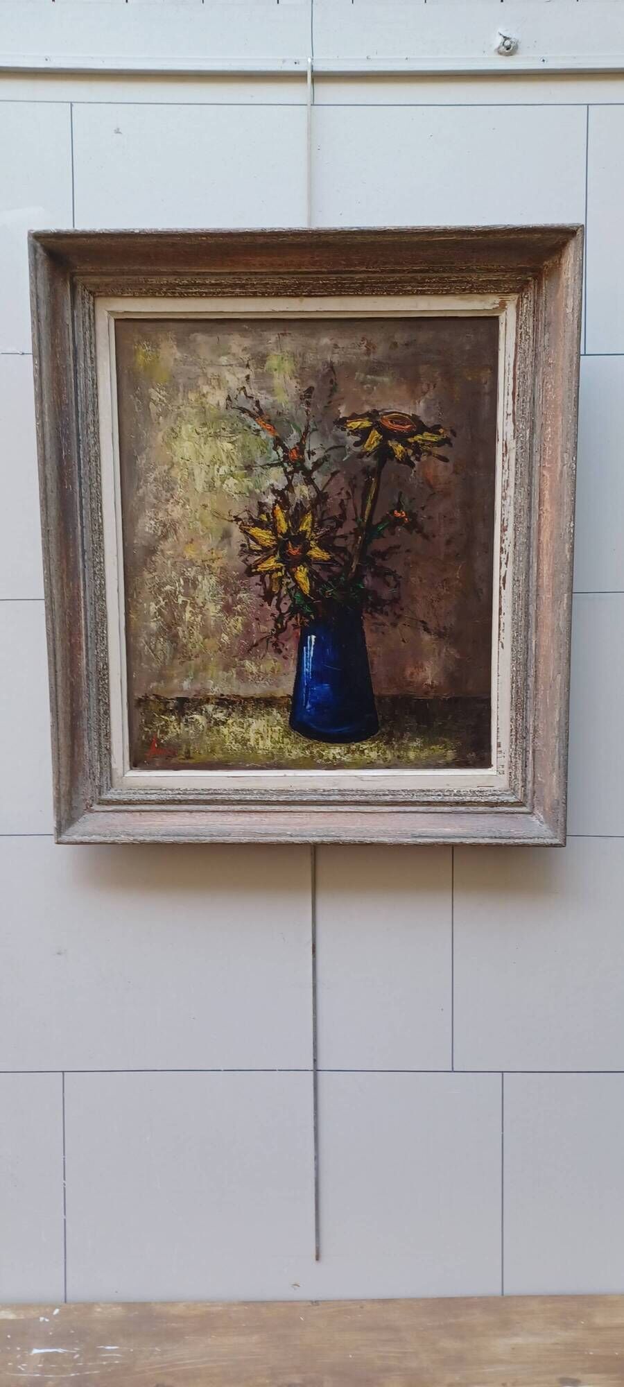 Bouquet de fleurs expressionniste dans un vase bleu vers 1960; 1970