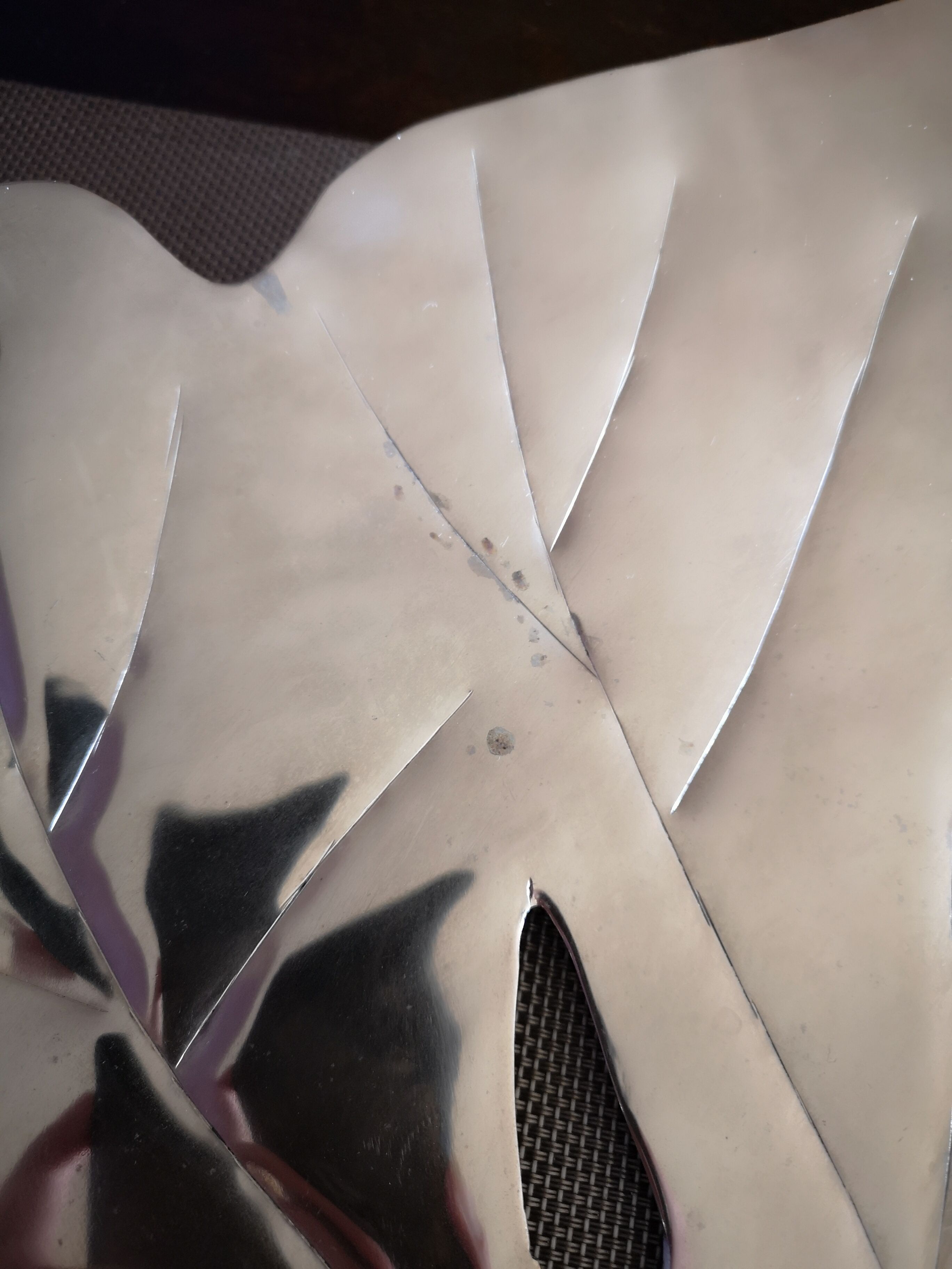 Stainless steel sheet-shaped table center