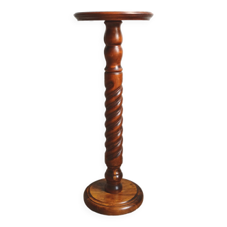 Solid turned wood saddle column