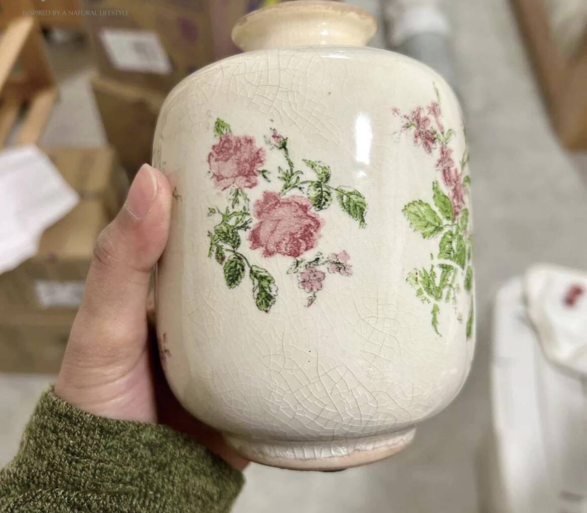 Cracked earthenware vase – Floral rose decoration – Transferware style