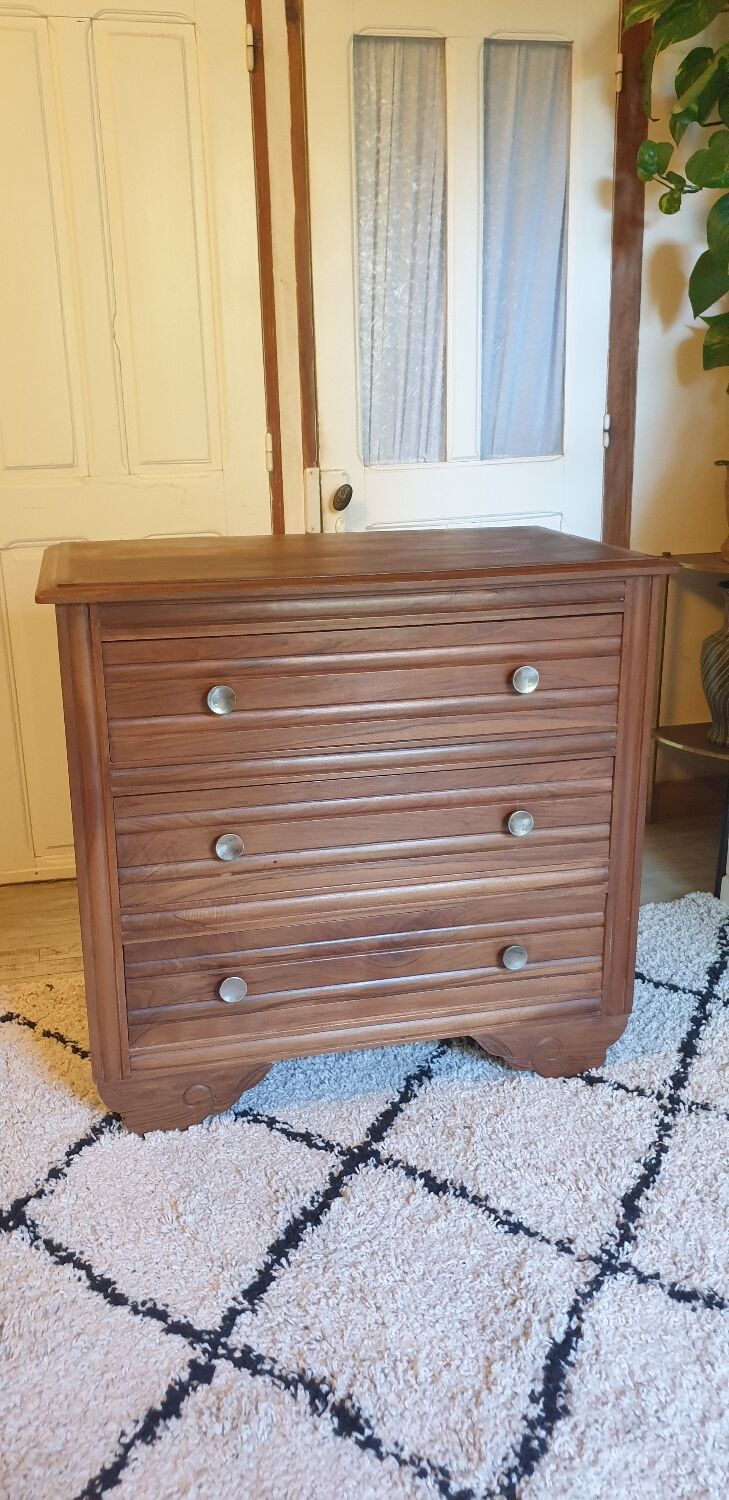 Commode en noyer massif