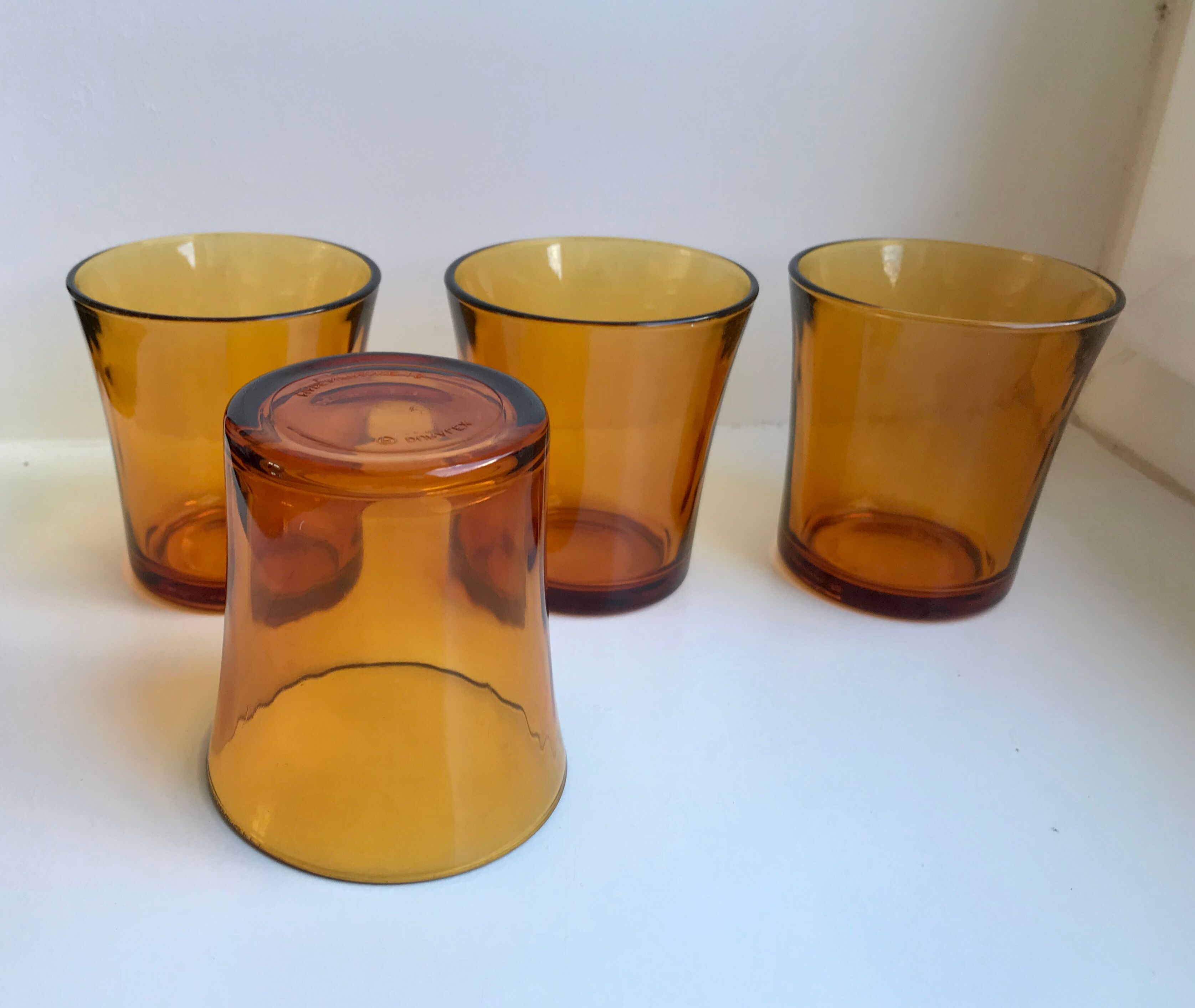 Set of 4 amber glasses 70s