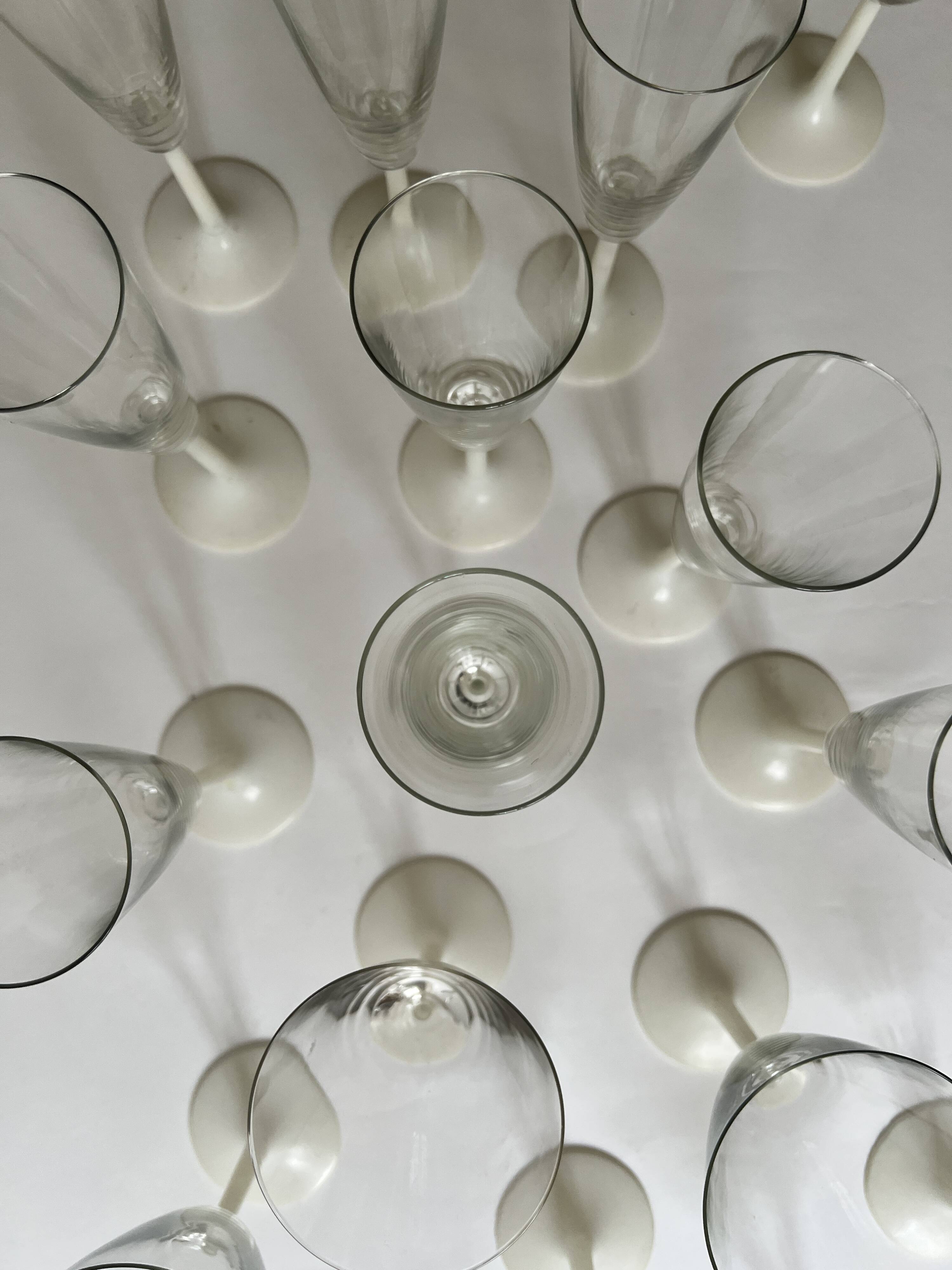 Set of 9 champagne glasses in glass and frosted opaline glass, France 1970