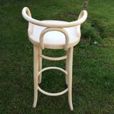 Bar stool