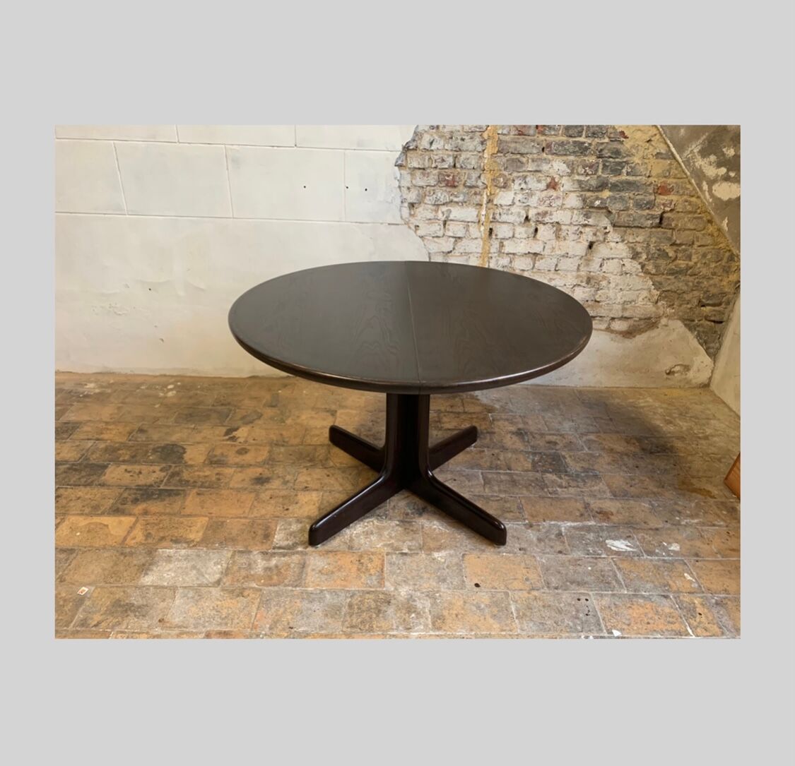 Dark wood extendable dining table, 1970s