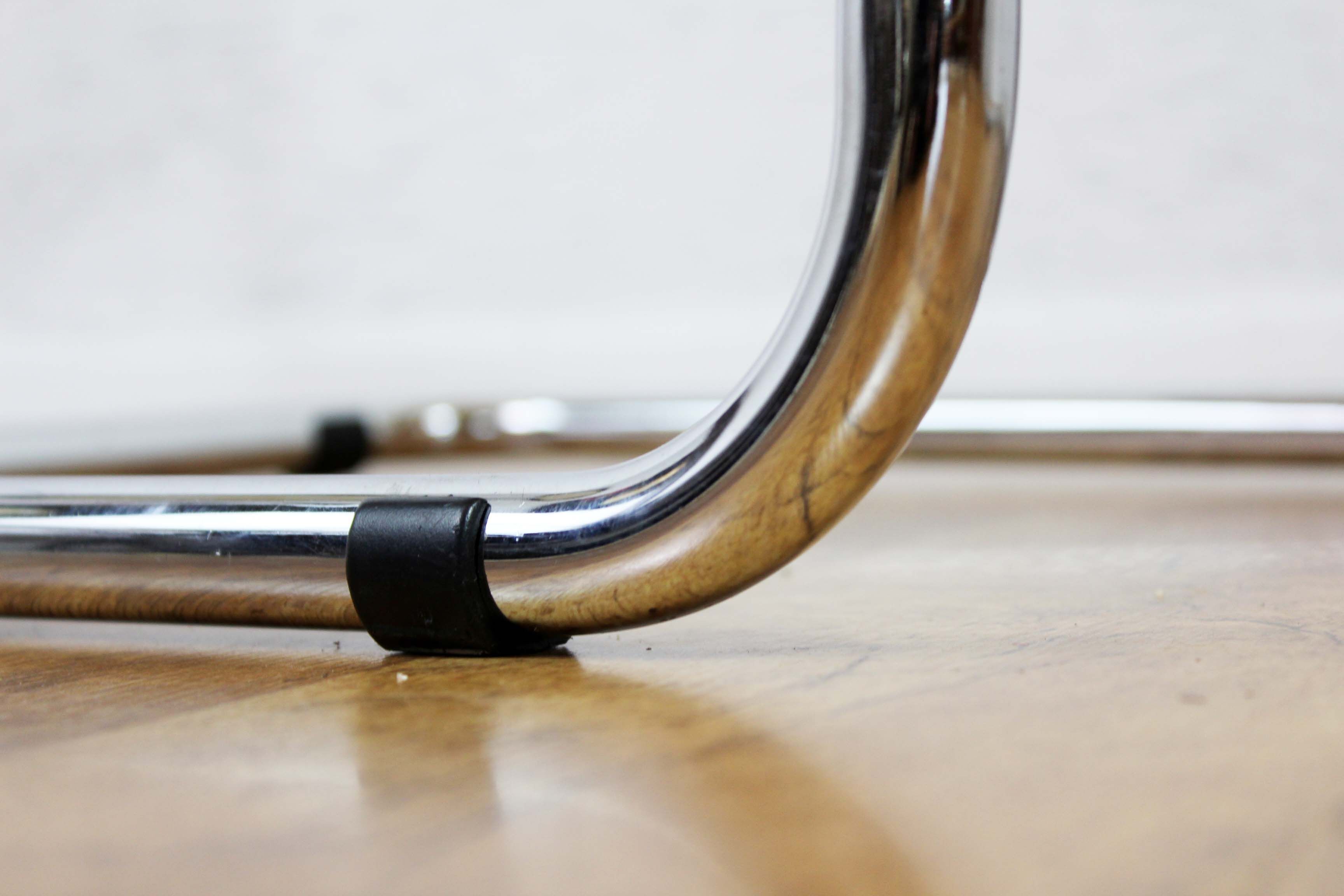 Pair of chairs Marcel Breuer B32 cesca model