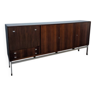 Vintage modernist enfilade