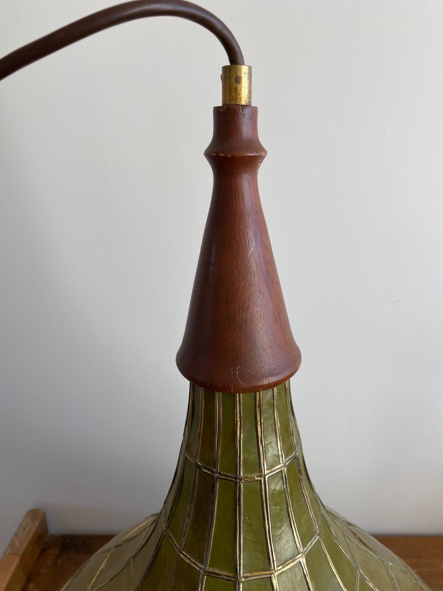 Mother-of-pearl ceiling lamp