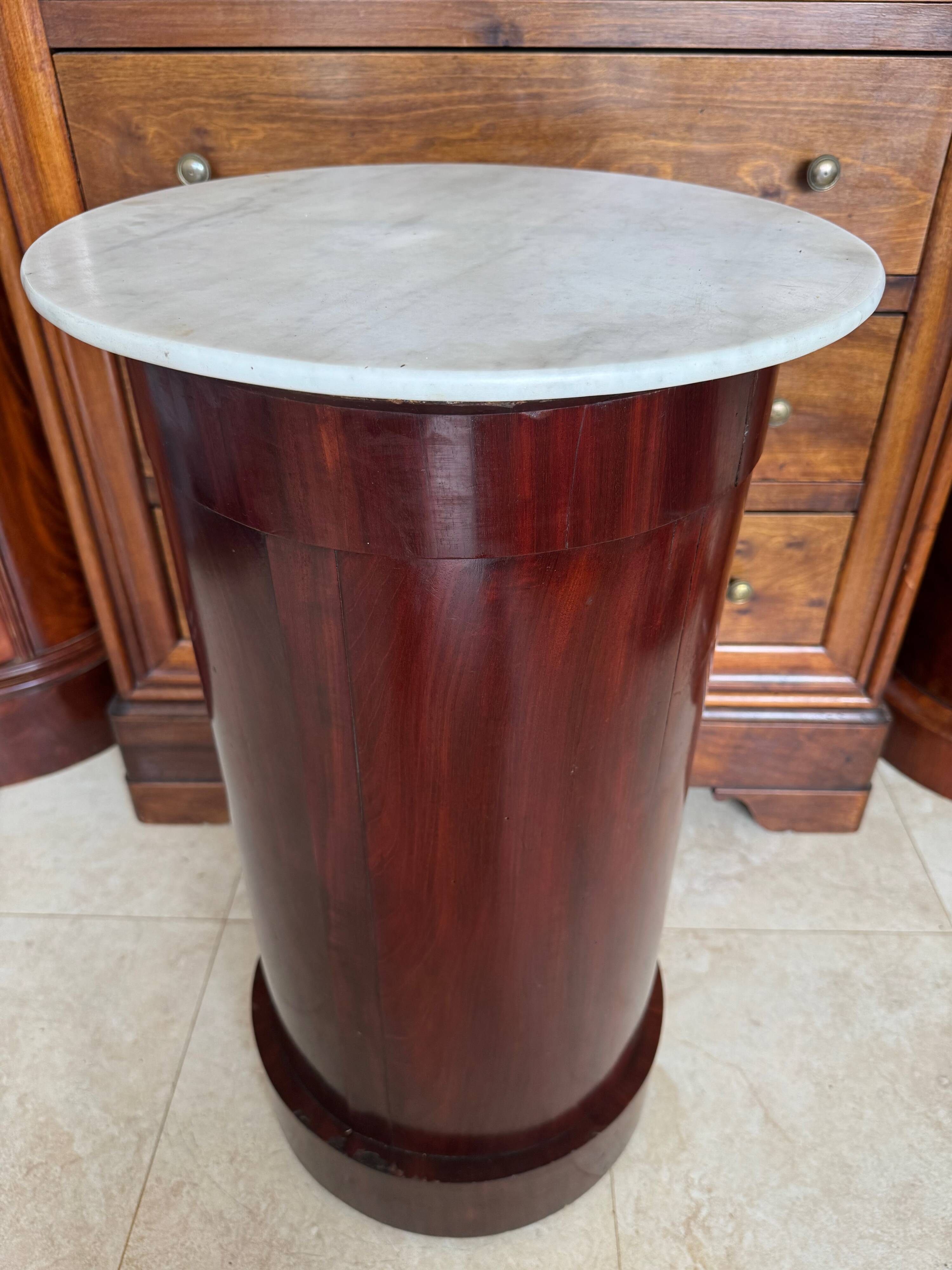 Somno Empire Acajou and White Marble, on wheels