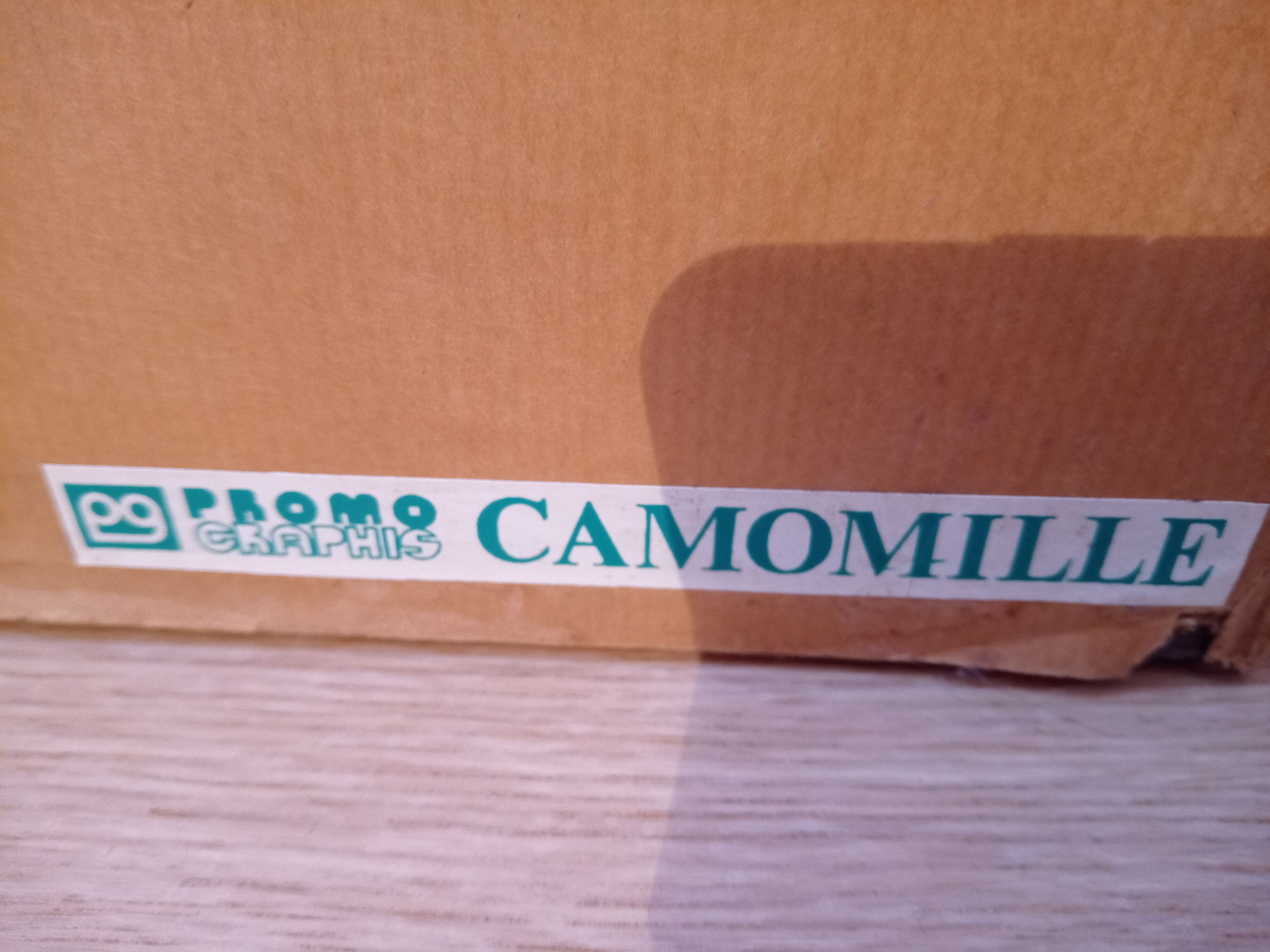 Oil on flaxseed canvas on chamomile wood