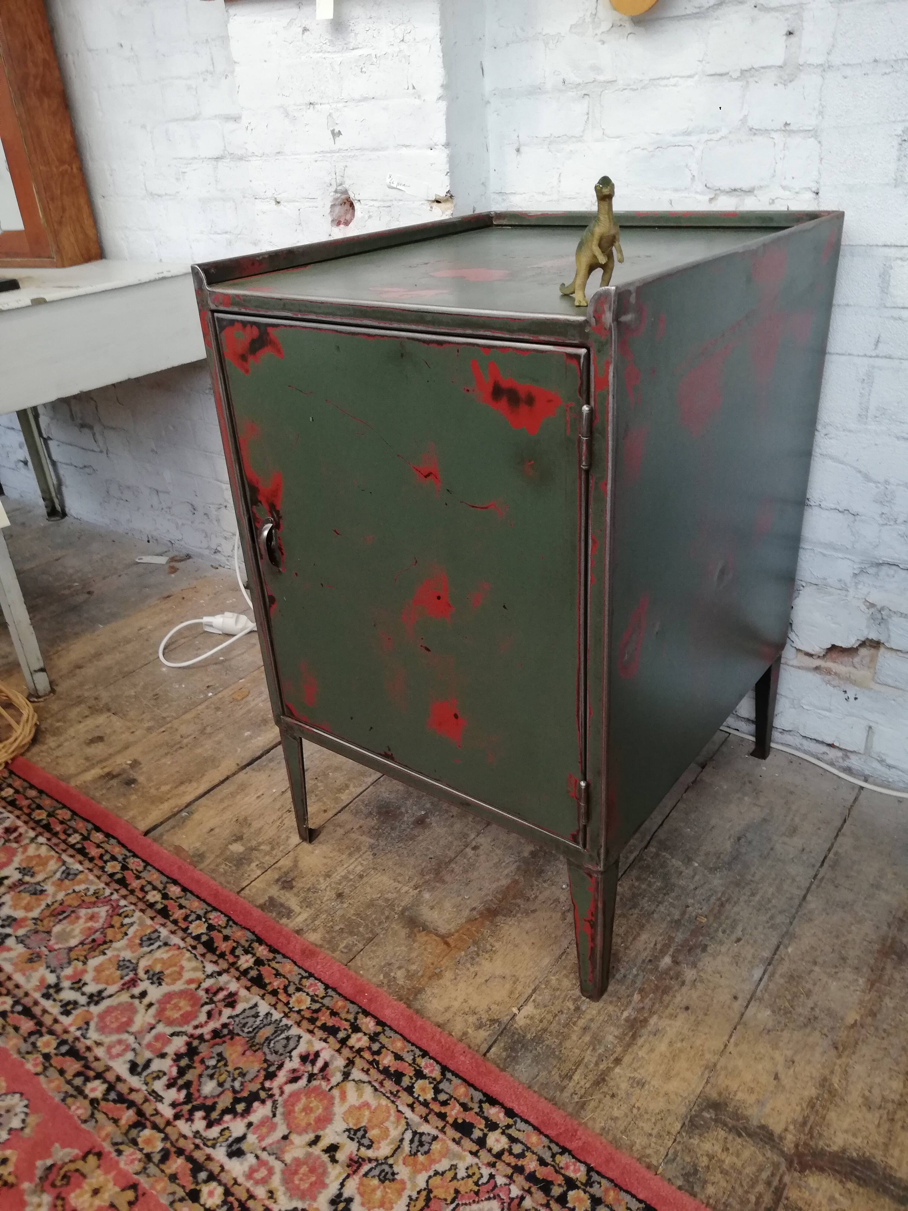 Industrial service, workshop furniture, sheet metal workbench