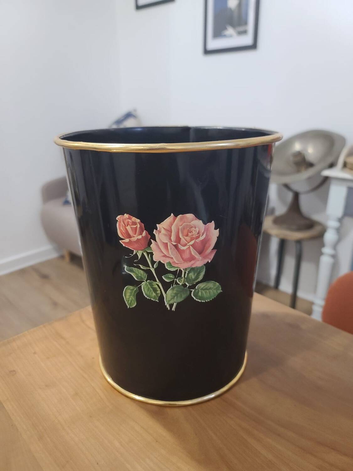 Old wastepaper basket/office bin