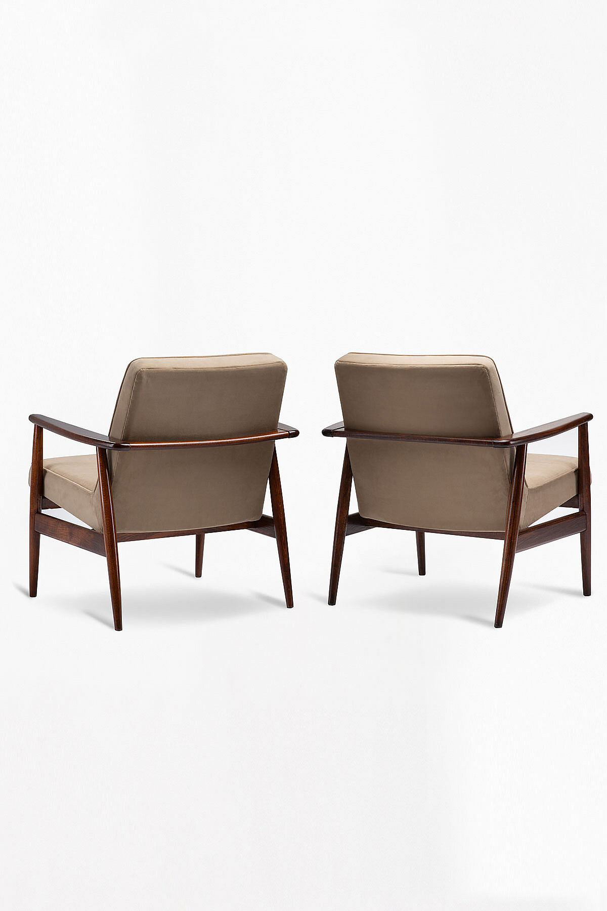 Paire de fauteuils GFM des années 1960