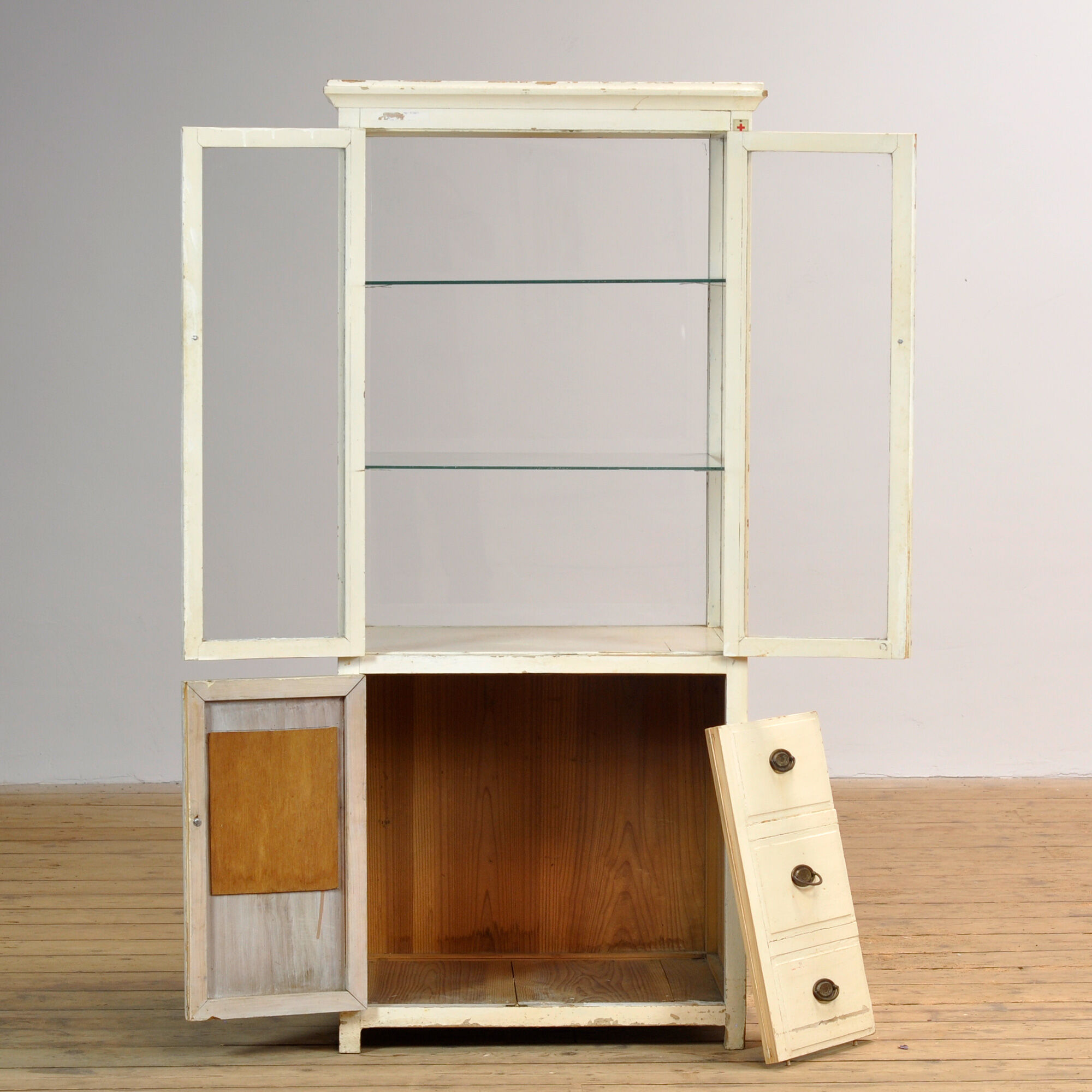 Japanese medical cabinet, circa 1920–1935