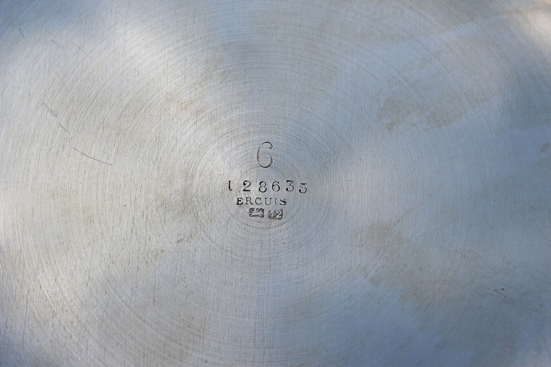 Ercuis vegetable and its plateau Louis XVI style