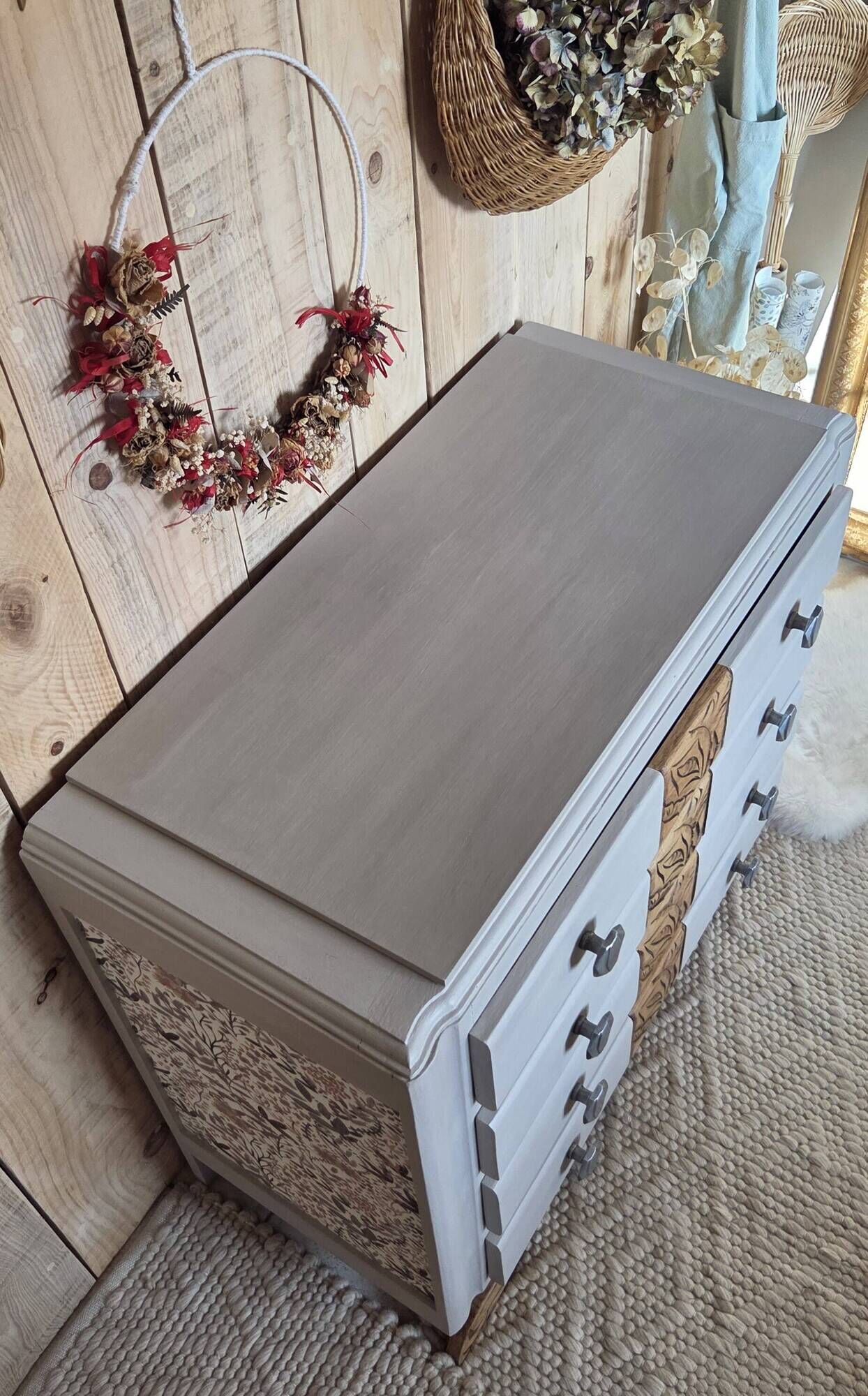 Art Deco chest of drawers with mustache feet