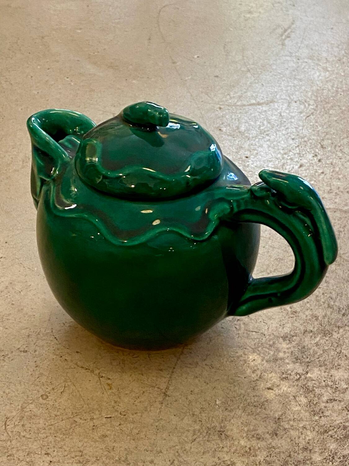 Vallauris teapot
