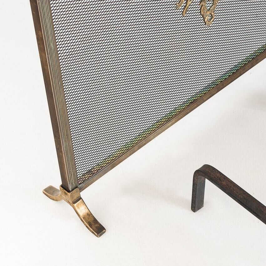 Antique bronze fire screen and fireplace accessories set. Game of seven. France, 1930s