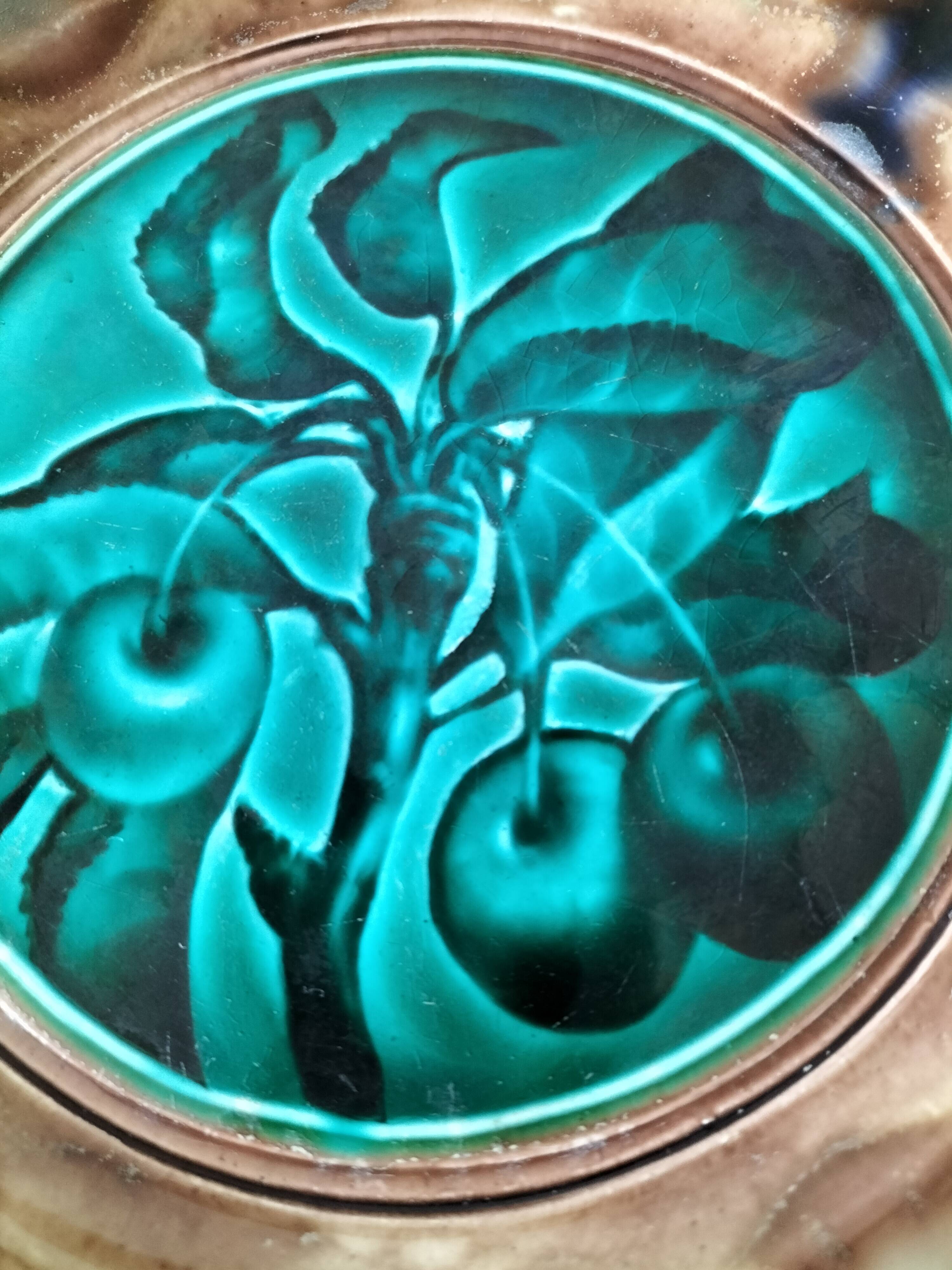 Pair of antique plates - Rubelles Enamel Factory (circa 1845–1855)