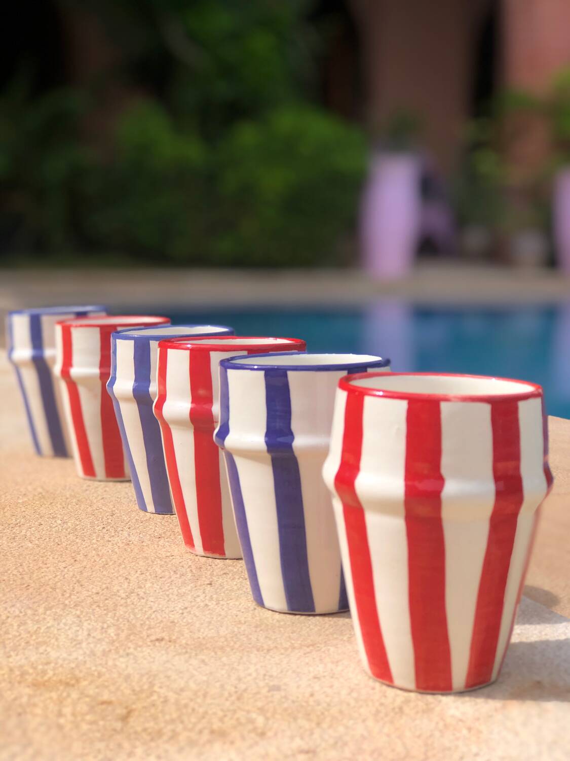 Set of 6 striped mugs