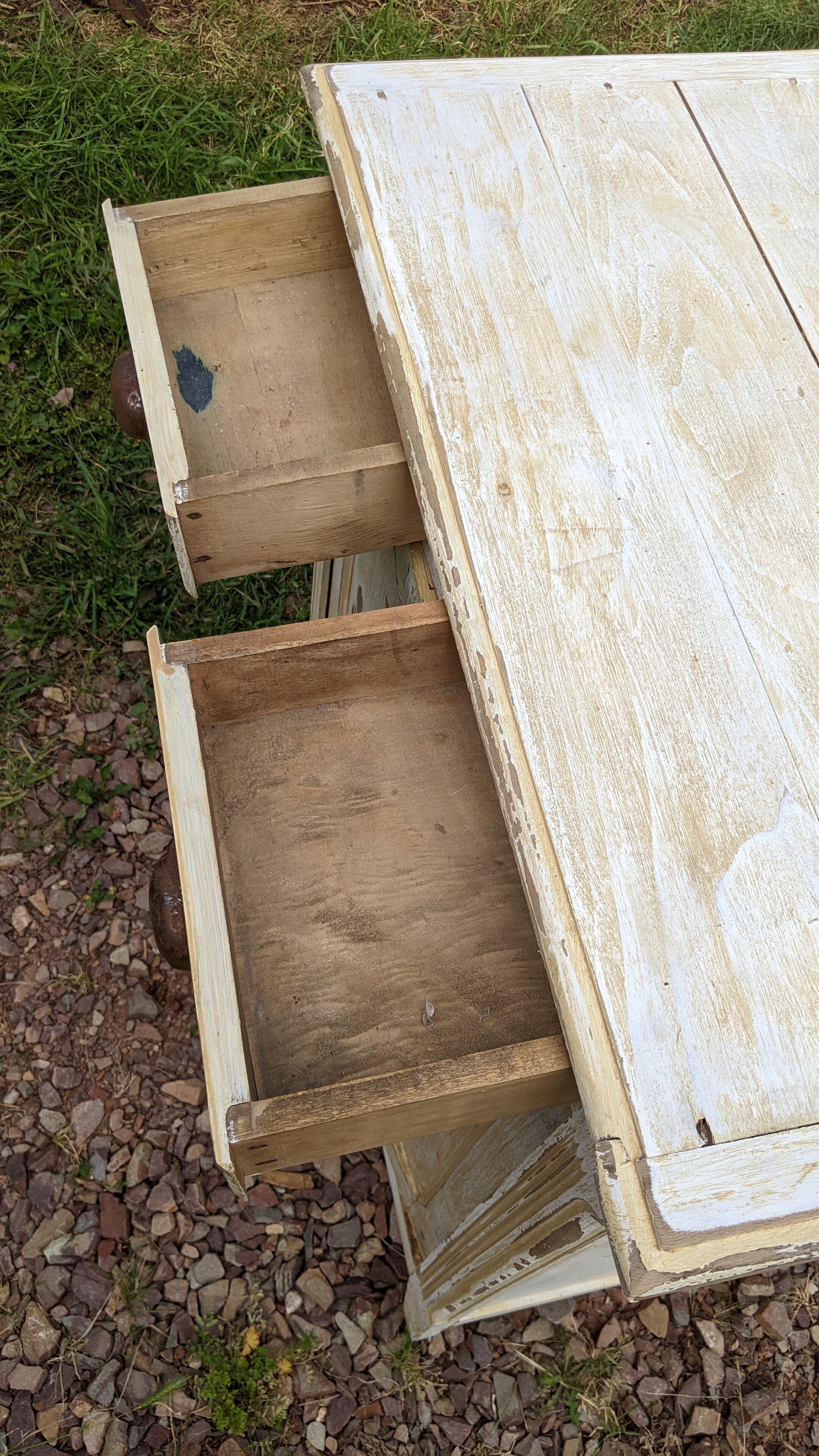 Former Parisian buffet