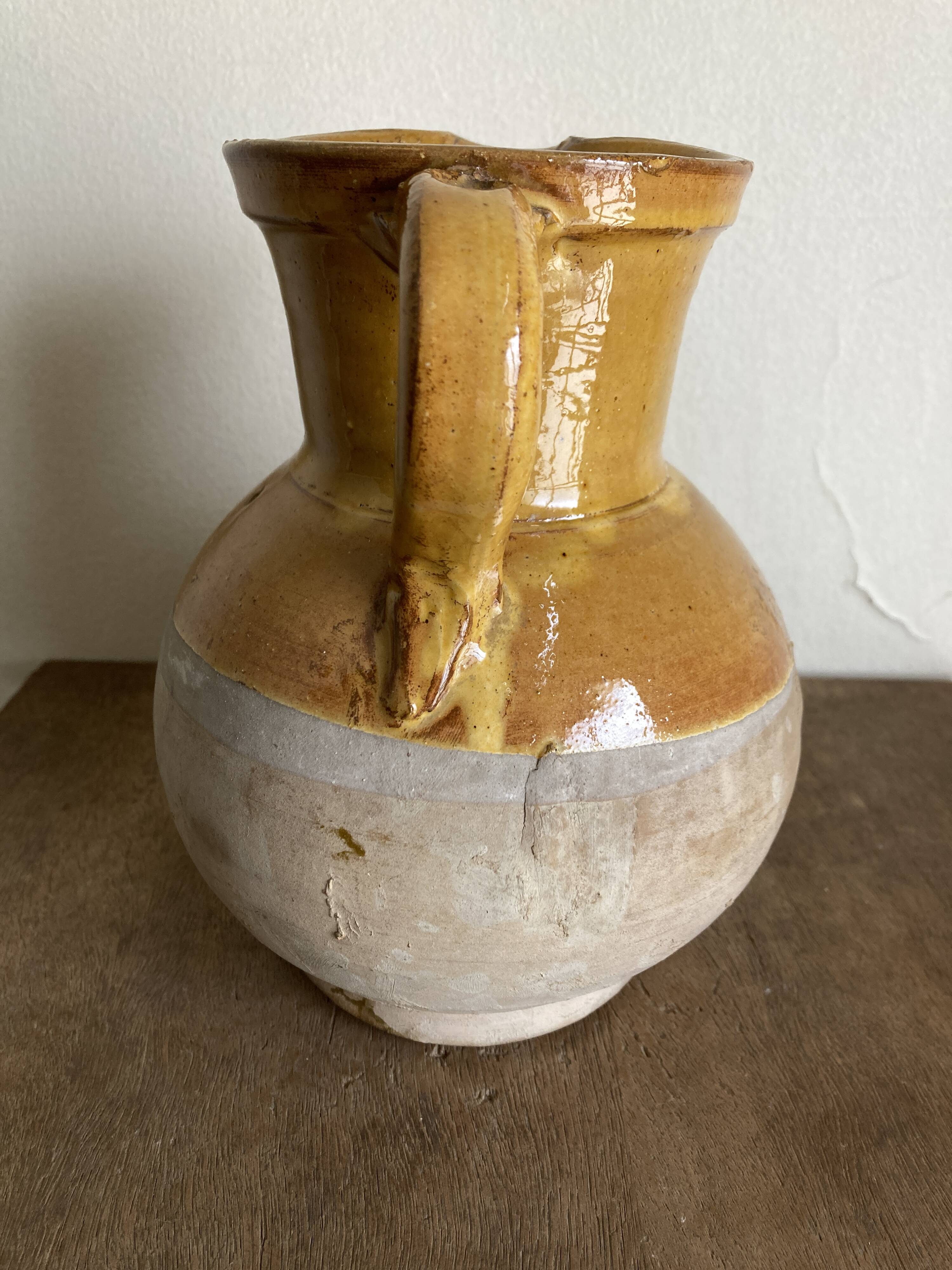 Country vase pitcher in glazed earthenware 1960 Provence