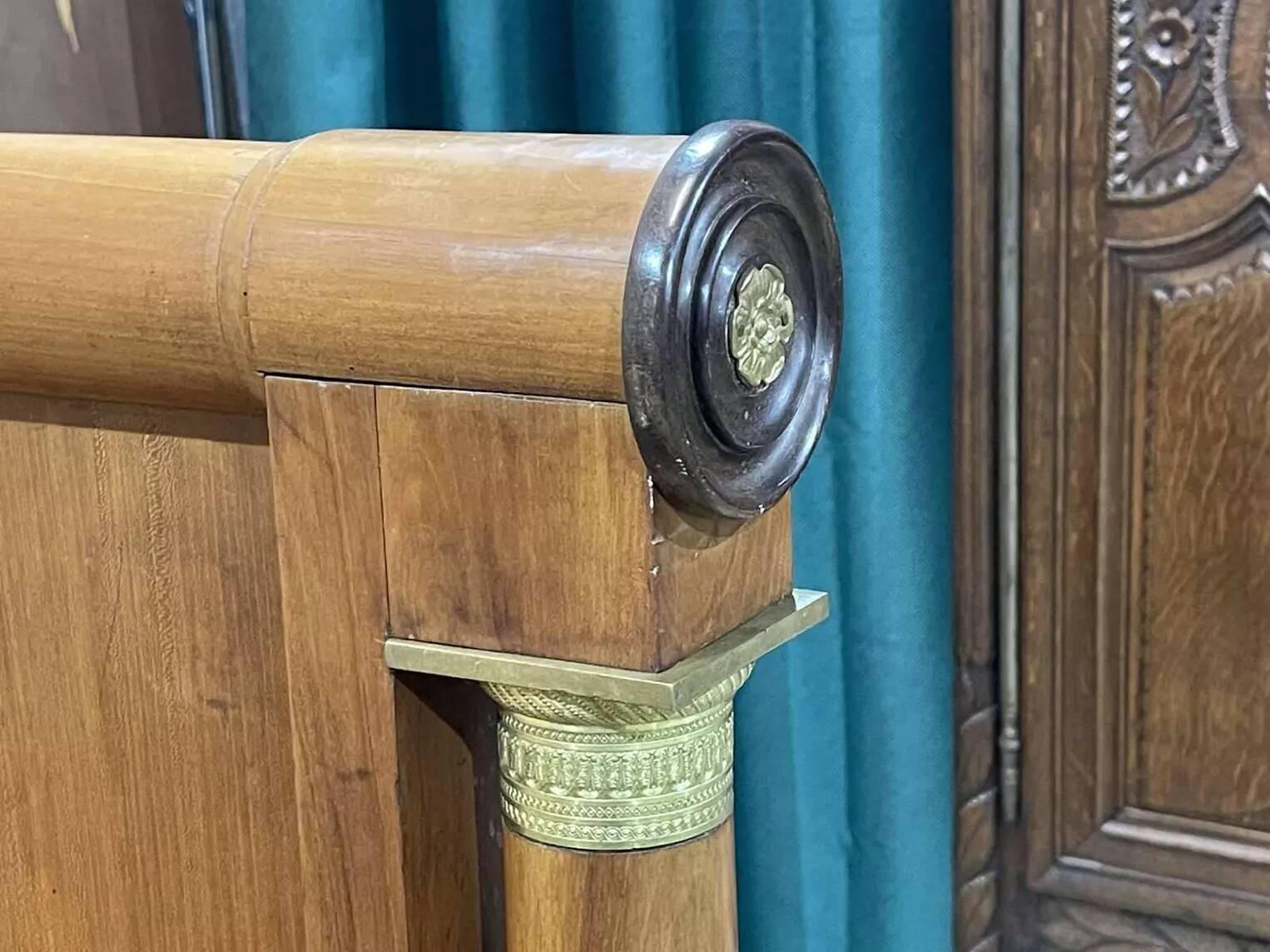 19th century Empire sleigh bed in cherry wood - Bedding: 1m82x98cm