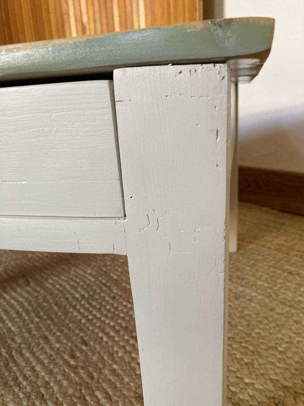 Solid wood coffee table with drawer