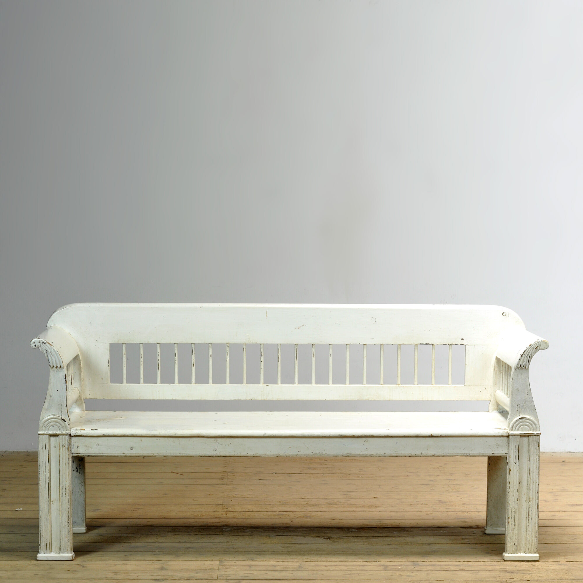 Antique pine bench, 1900s