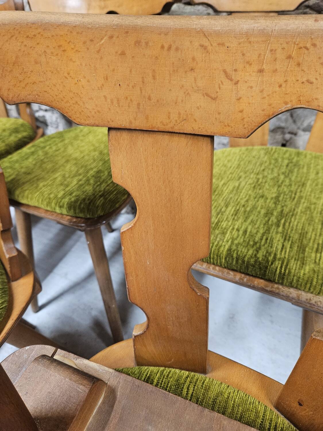 Lot  8 chaises bistrot 1970"