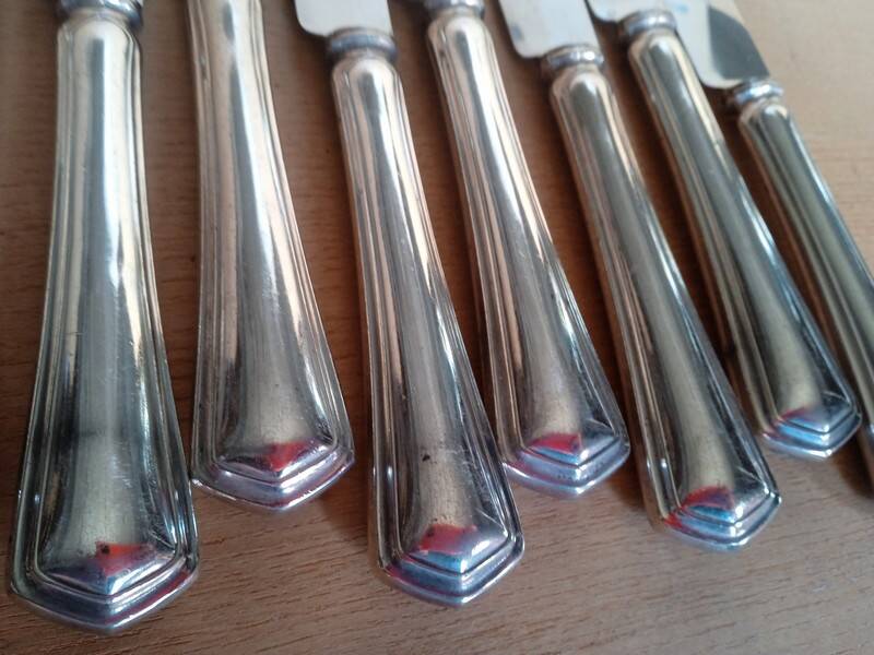 12 silver metal knives, filet model