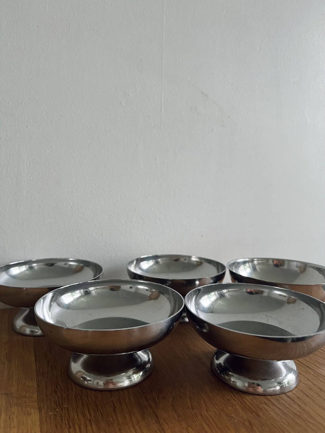 Set of 6 stainless steel bowls 1970