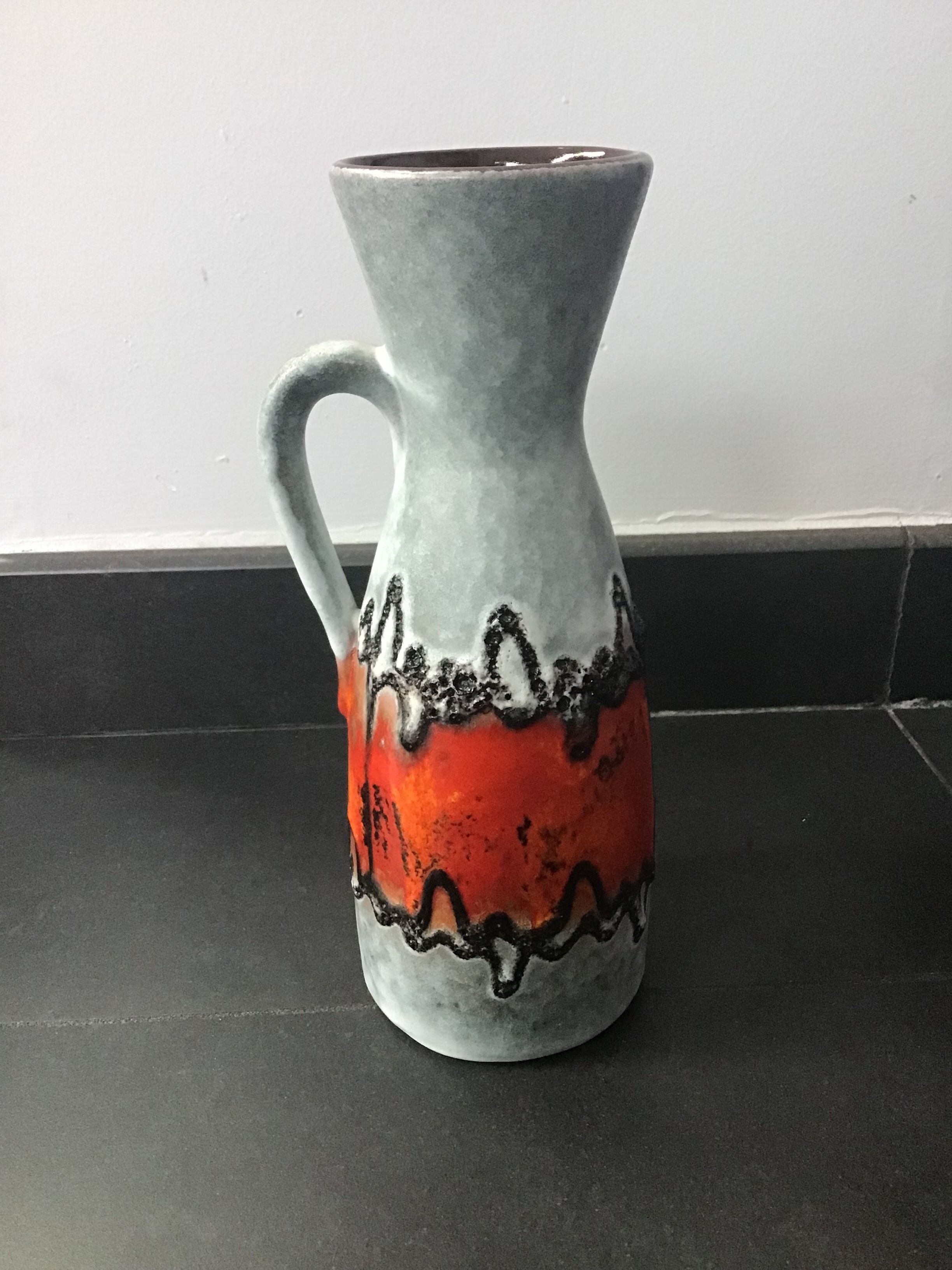 Vase Fat lava Carstens Tonnieshof West Germany