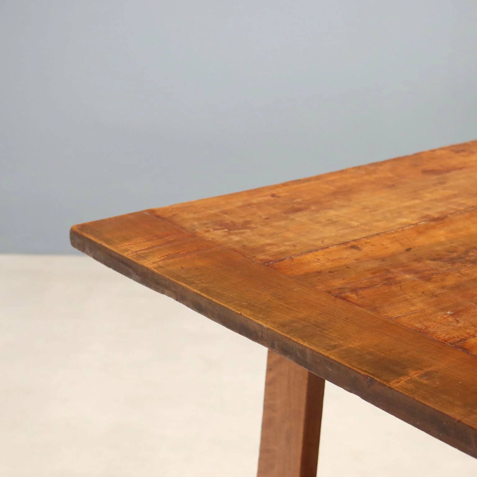 Walnut table with antique wood - Italy early 20th century