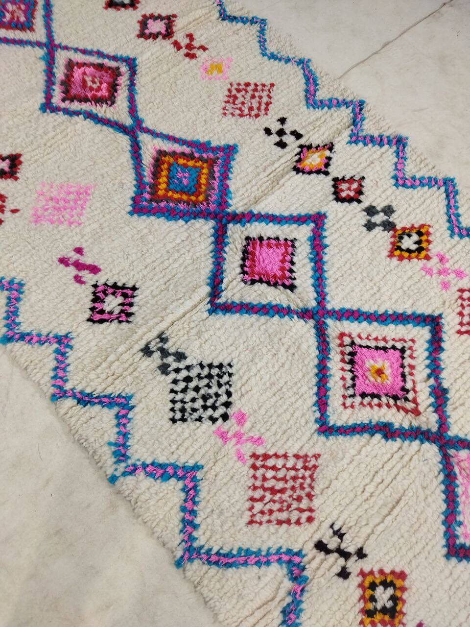 Handmade Moroccan Berber rug 253 X 143 CM