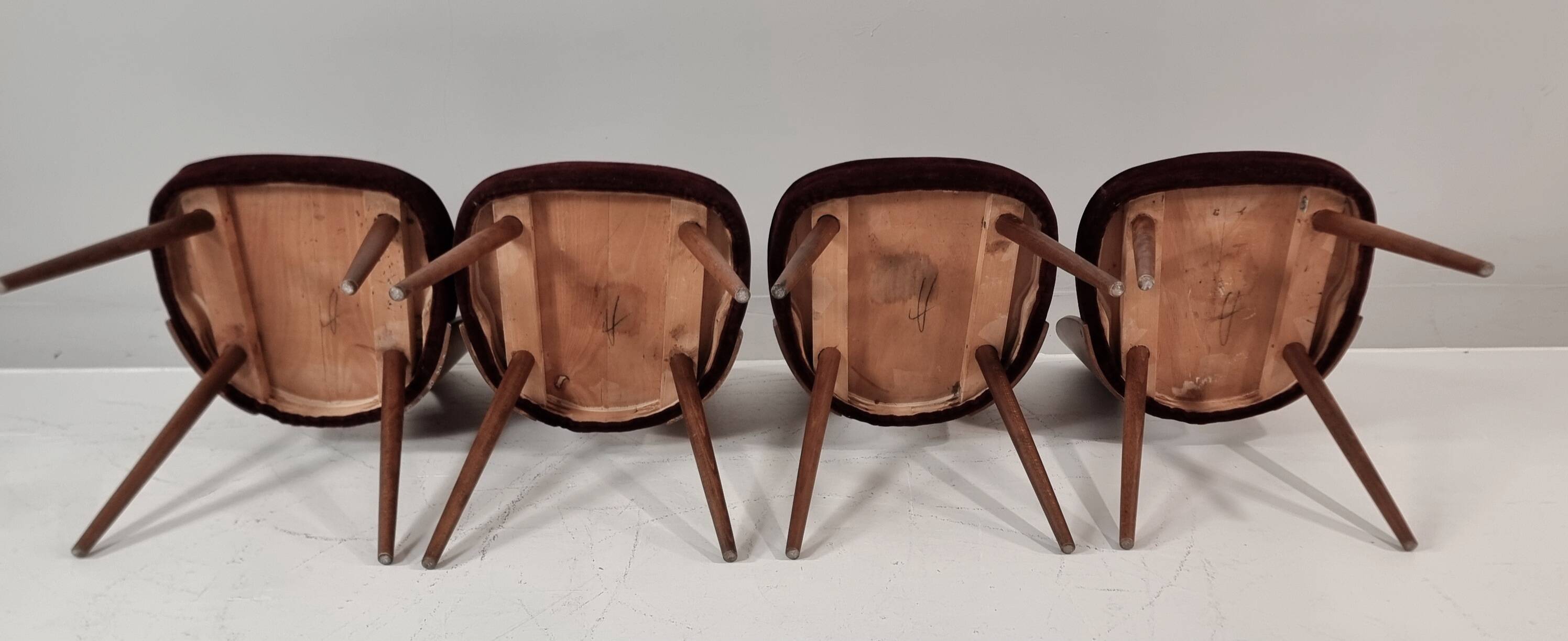 Vintage chairs by Antonin Suman, 1960s, set of 4