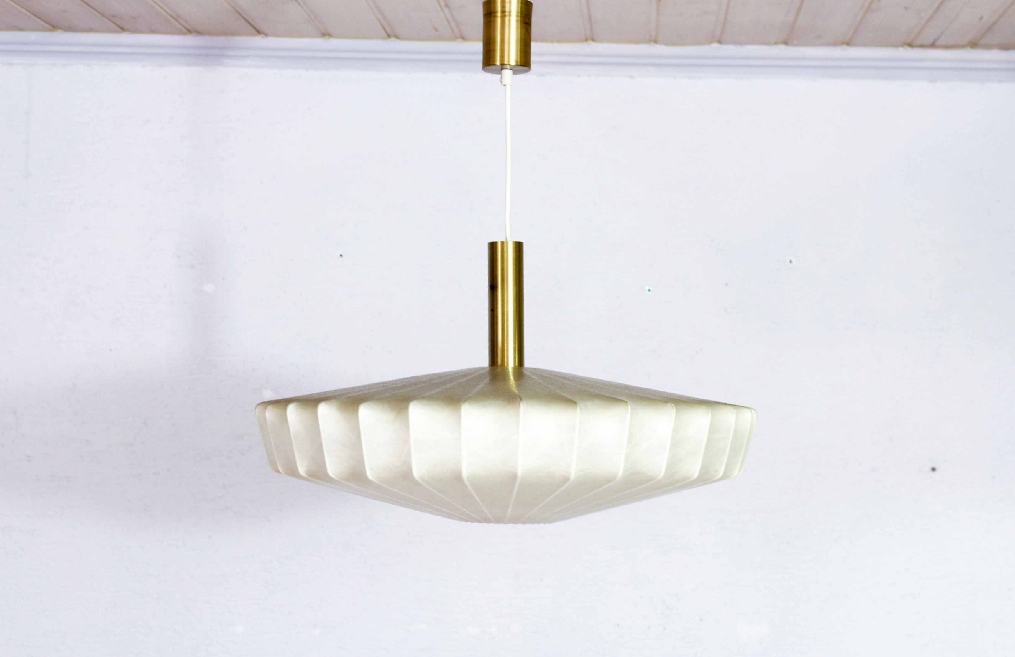 Cocoon hanging lamp 70