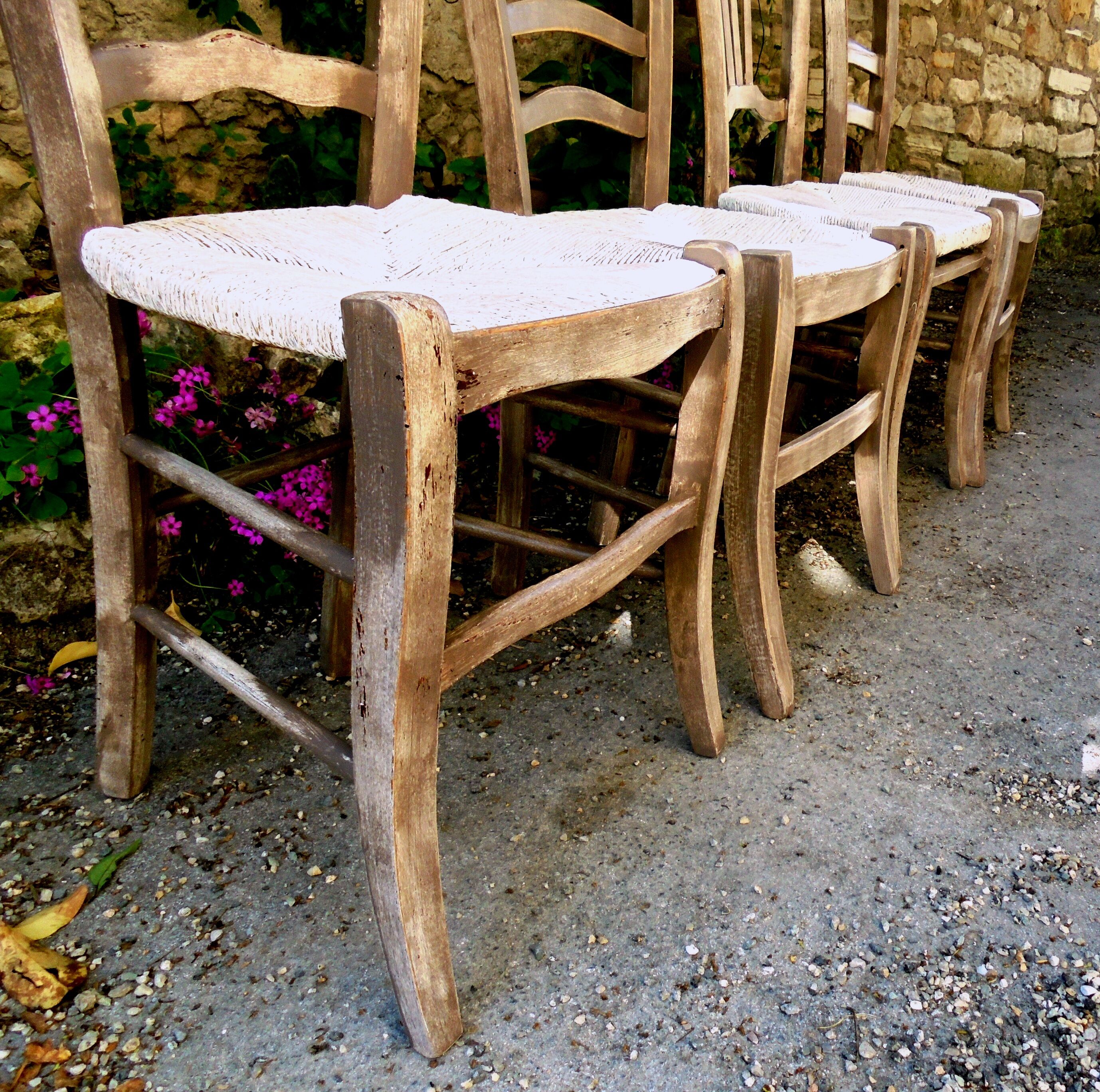 Lot 4 mulched chairs