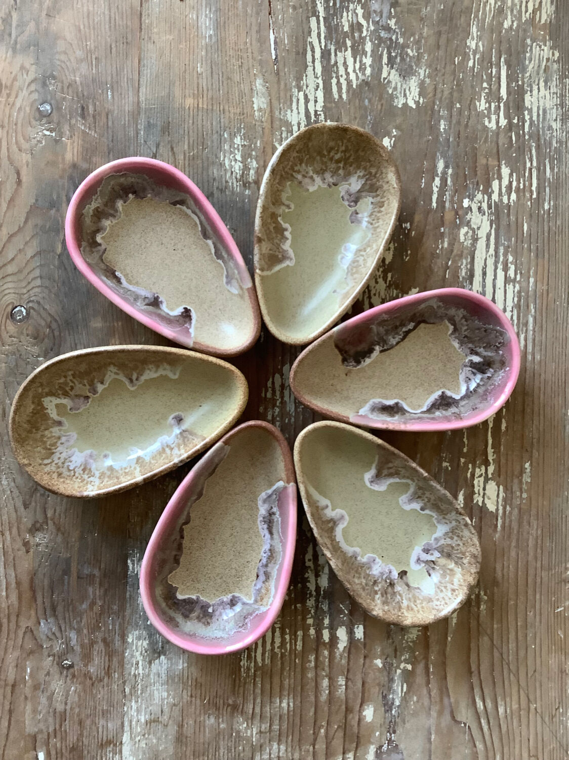 Vallauris avocado cups