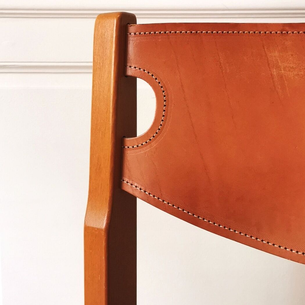 Paire de chaises orme et cuir Maison Regain