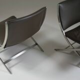Pair of Flexform leather low chairs, Peter model, by Antonio Citterio