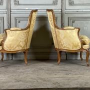 Pair of shepherdesses Louis XV style
