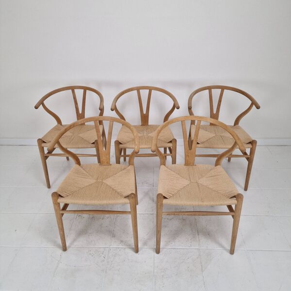 Chaises Wishbone CH24 de Hans J. Wegner par Carl Hansen & Søn, Danemark, Ensemble de 5