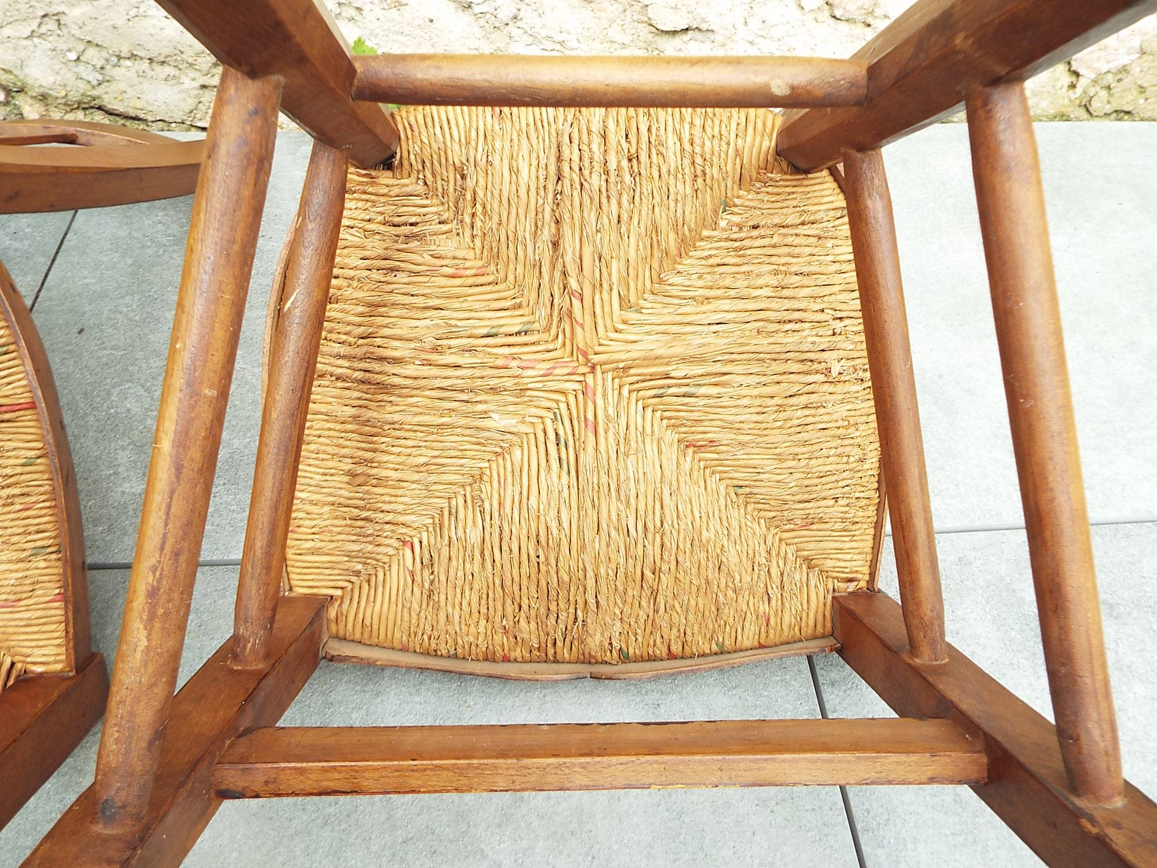 Set of 2 straw chairs