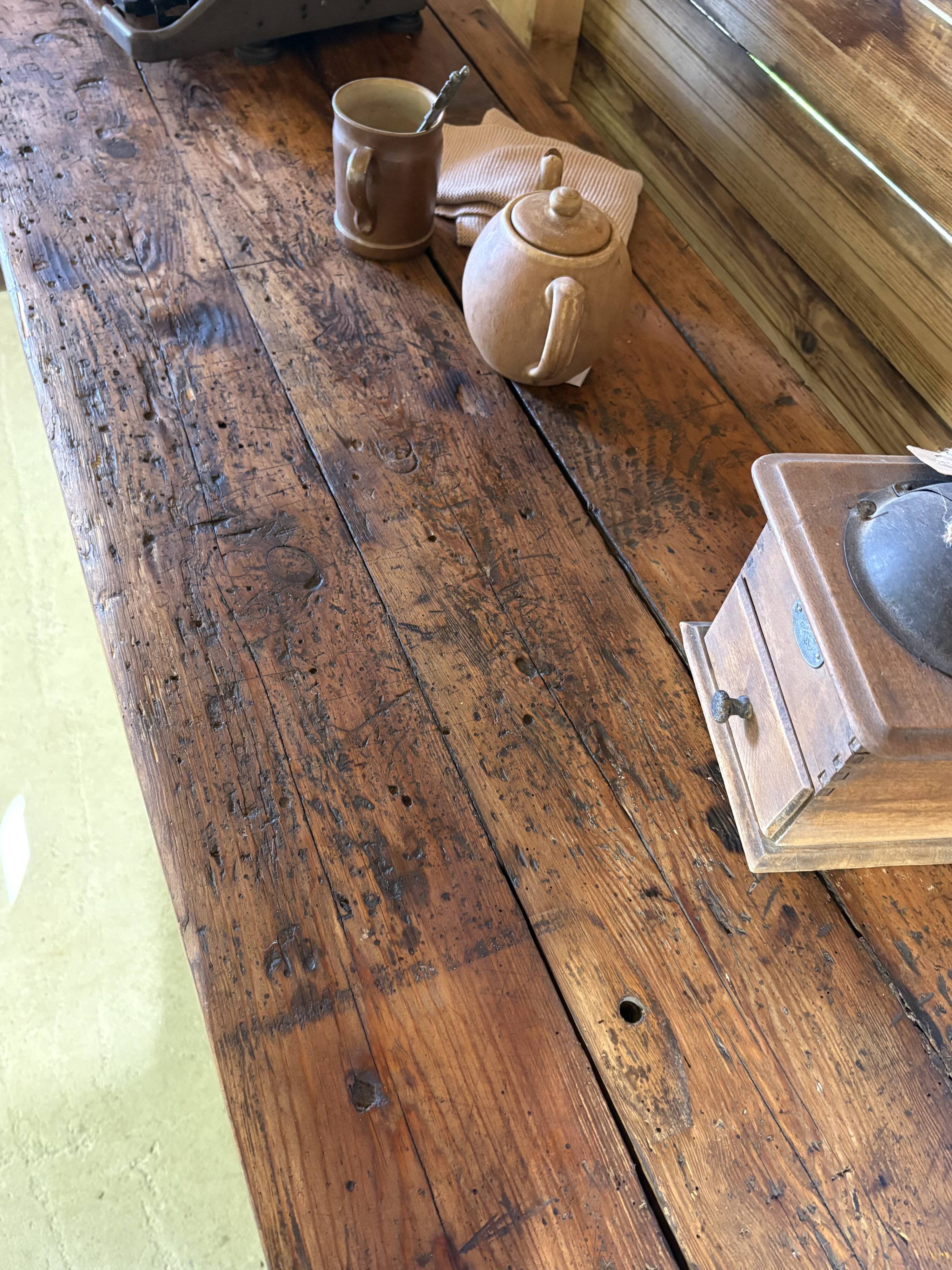 Antique workbench/renovated console – a unique piece full of character