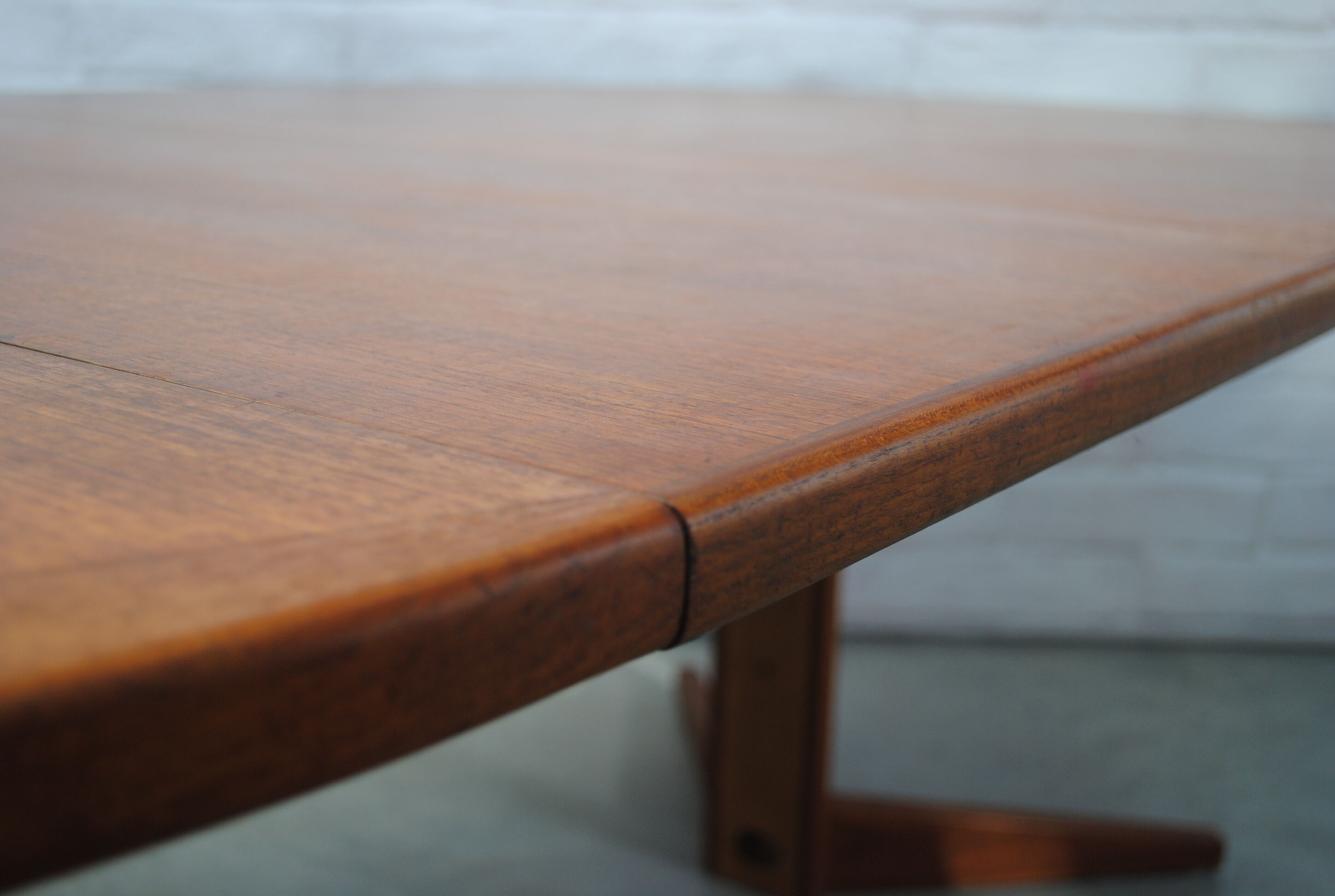 Table to eat expandable in teck