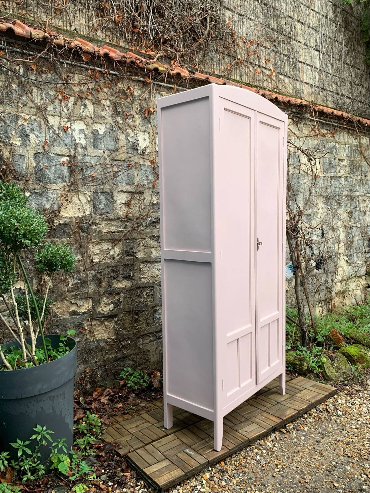 Parisian Art Deco wardrobe rose 1930