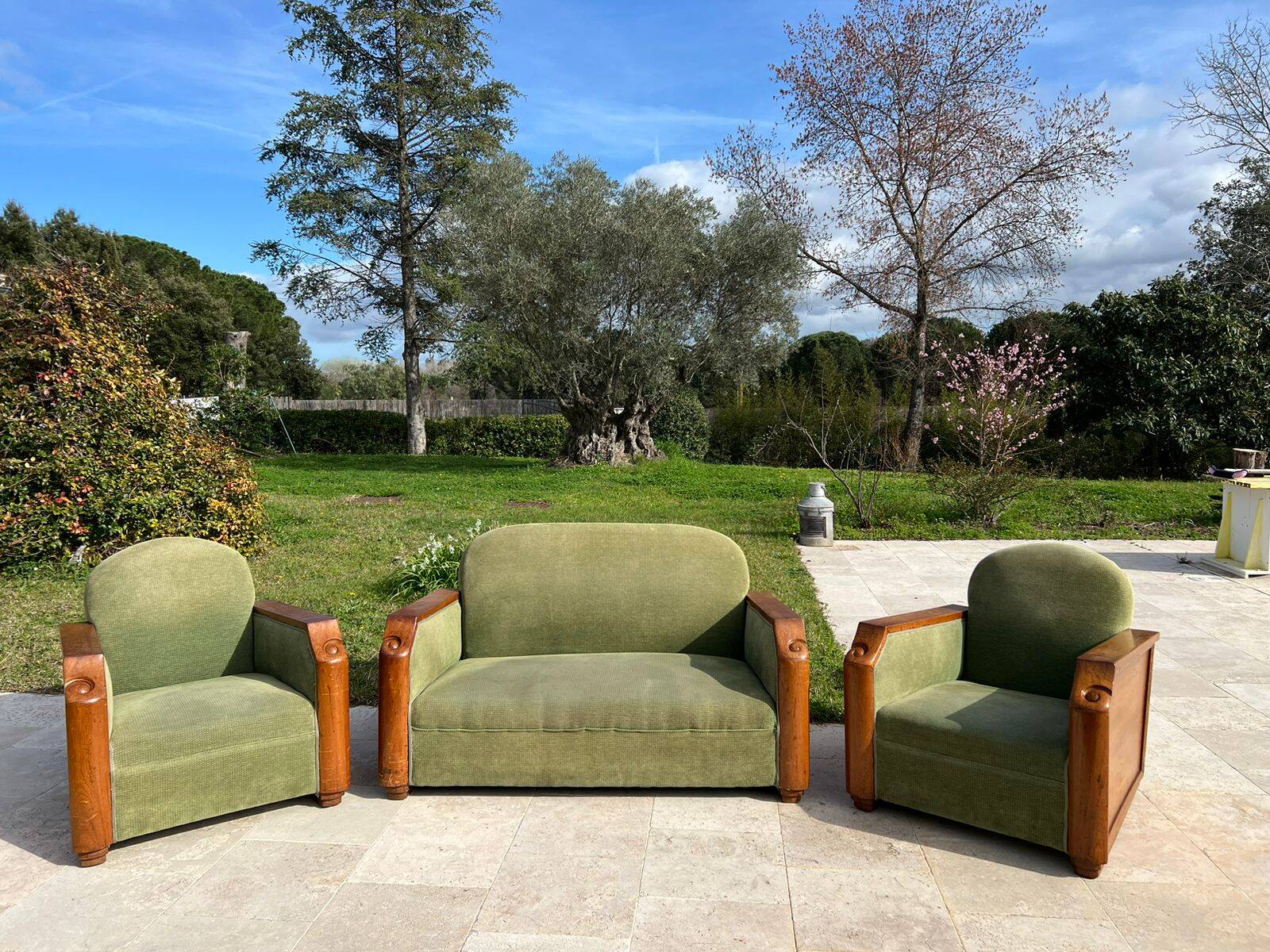 Art Deco sofa and armchairs
