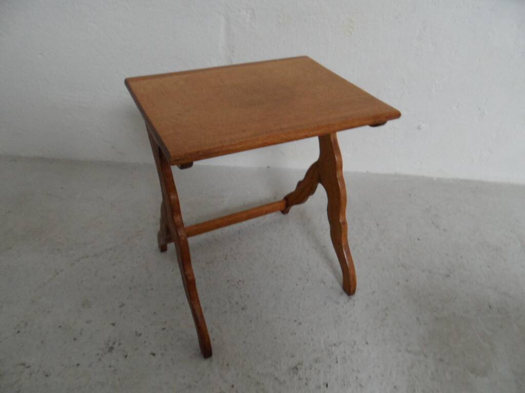 Vintage nest of 3 sidetables mimiset