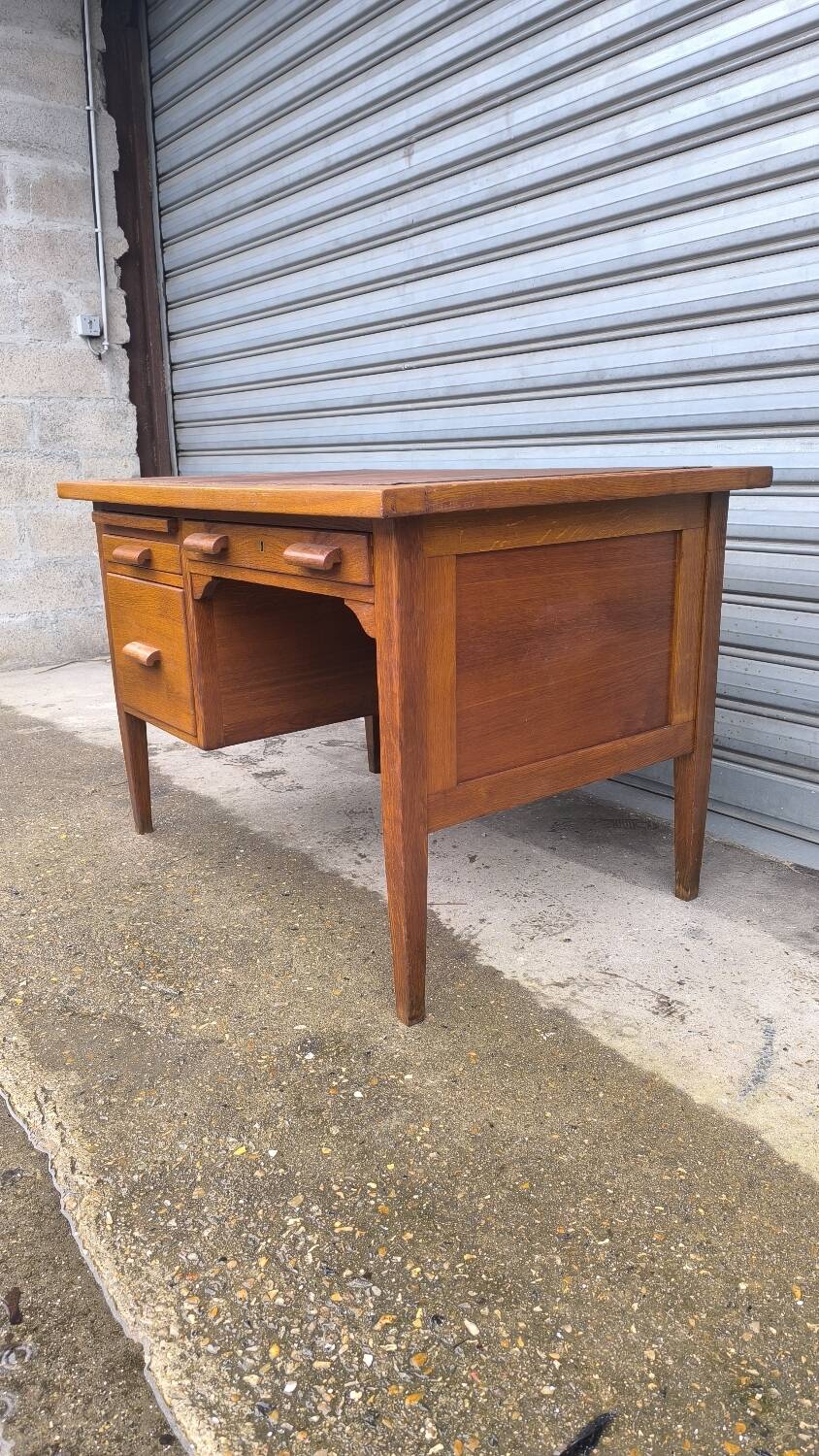 Master's desk in solid oak